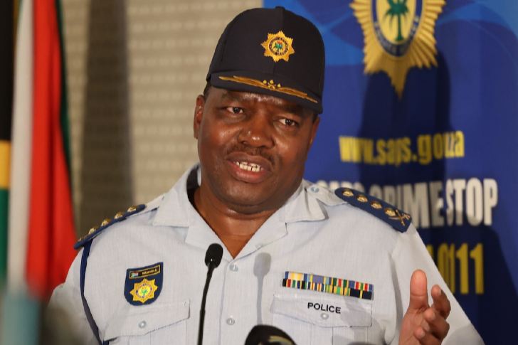 National police commissioner Gen Fannie Masemola says taxi patrollers have no authority to stop motorists giving people lifts.